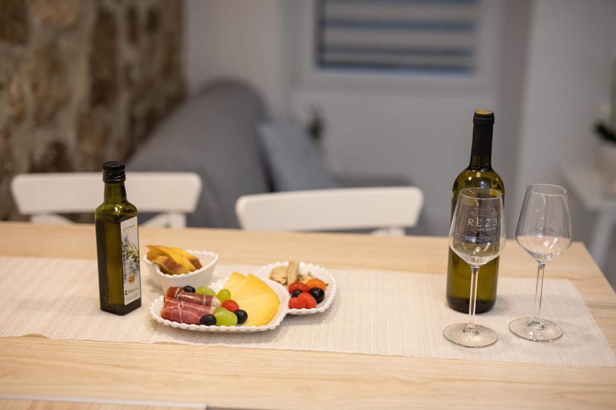 Apartment Gaviota Krk Krk Town Eksteriør bilde