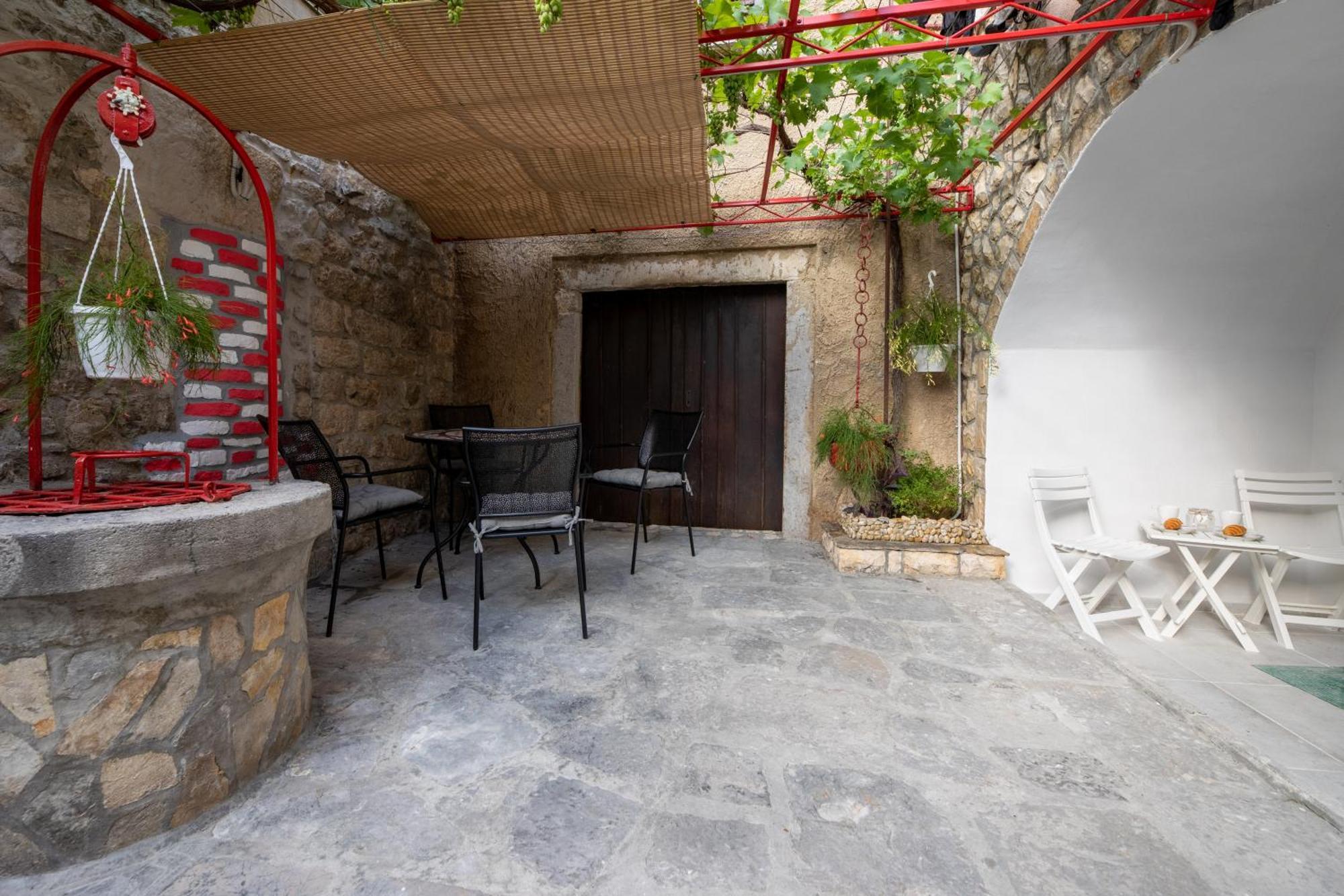 Apartment Gaviota Krk Krk Town Eksteriør bilde